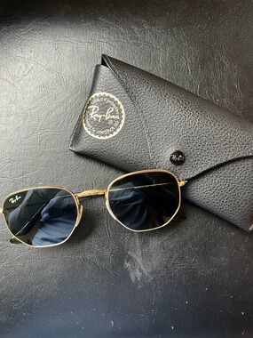 Ray-Ban Flat Hexagonal Sunglasses